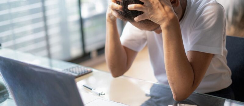 Emotional Burnout in Women: Signs, Causes, and Recovery